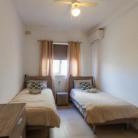Modern & Central 2 Bedroom & 2 Bathrooms Apartment Msida Exterior photo
